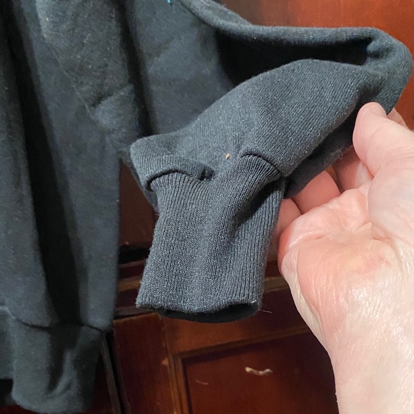 Jerzees Black sweatshirt with Tiger sequins Graphic size XL NWOT - Picture 4 of 15